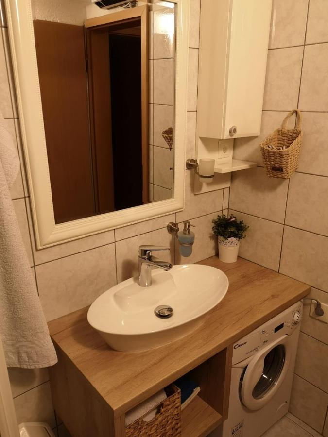 Baska Voda - Apartmani Vesna Buitenkant foto