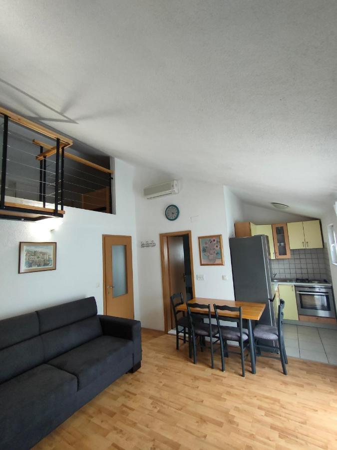 Baska Voda - Apartmani Vesna Buitenkant foto