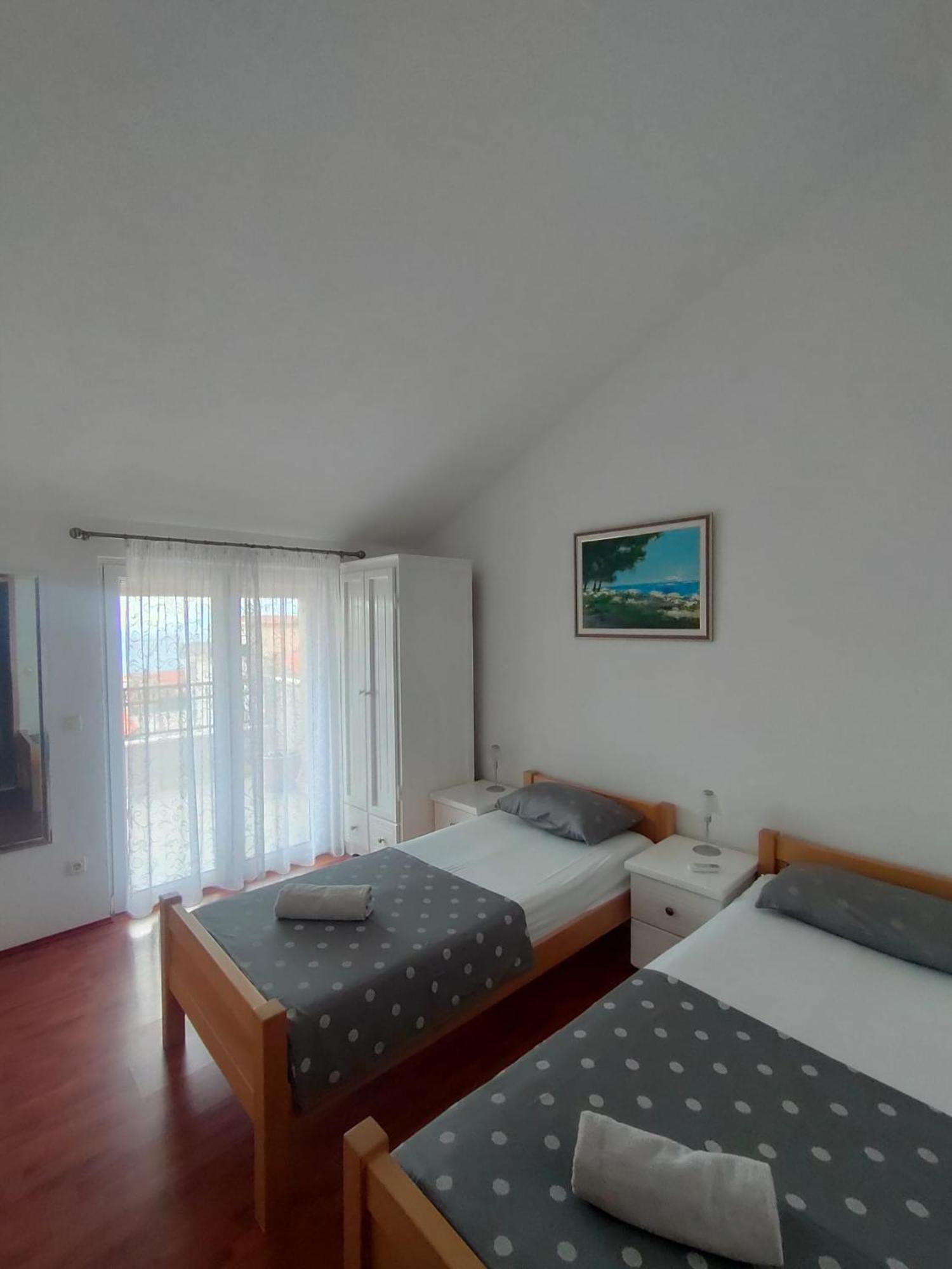 Baska Voda - Apartmani Vesna Kamer foto