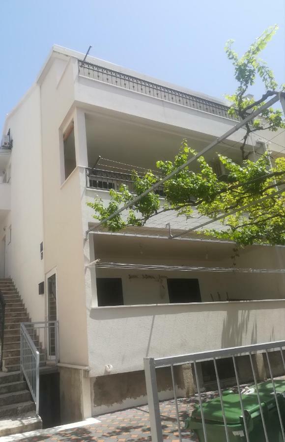 Baska Voda - Apartmani Vesna Buitenkant foto